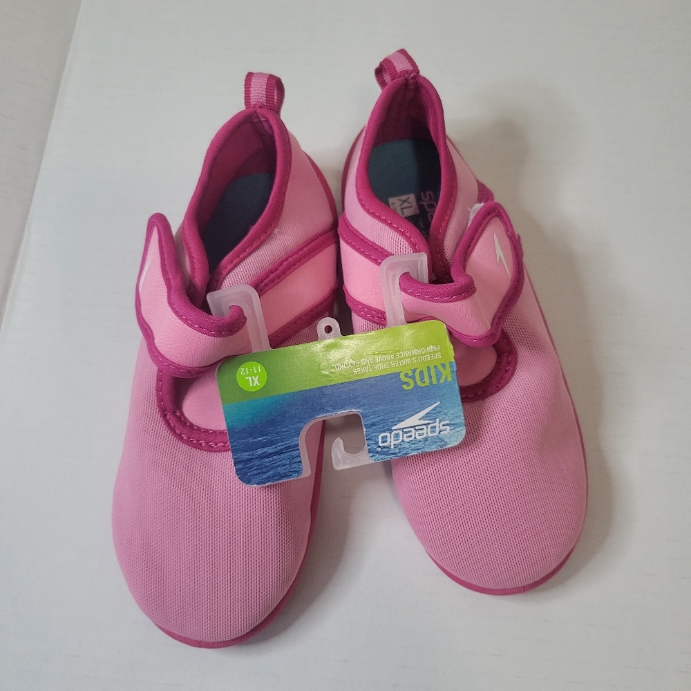 NWT Speedo Kids Youth Swim Shoes size 11/12 XL kids